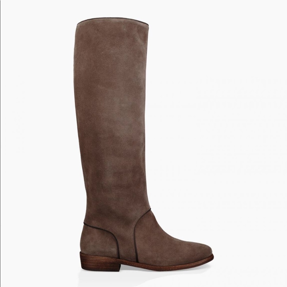 Ugg Gracen grey tall suede boots size 6